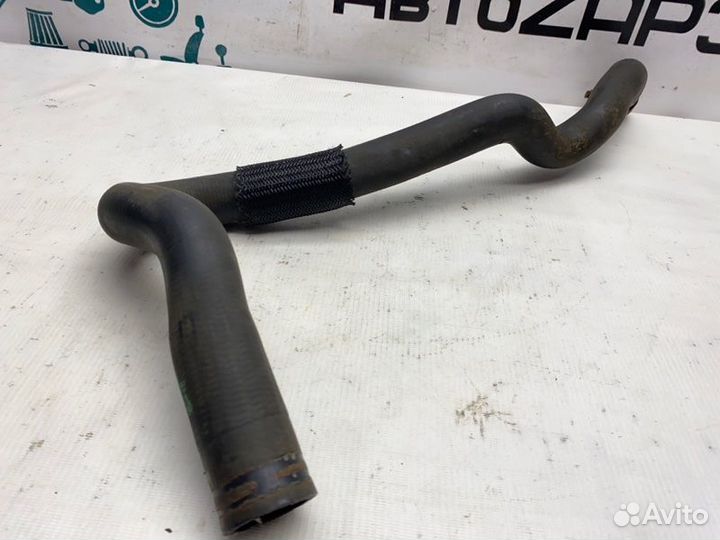 Патрубок радиатора верхний Renault Duster K4MA606