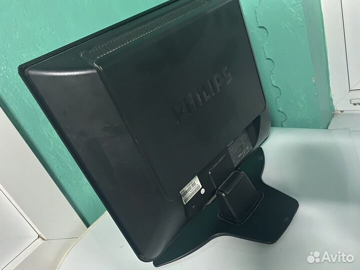 Монитор Philips