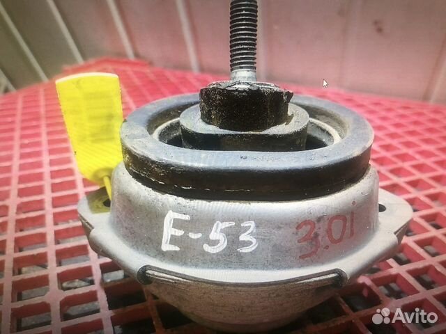 Подушка двигателя бмв Е-53 3.0 i