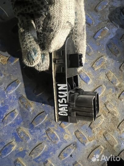 Кнопки стеклоподьемника Datsun On-Do