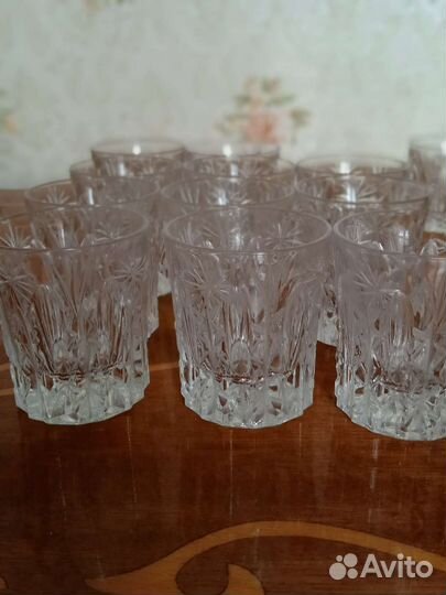 Хрустальные рюмки