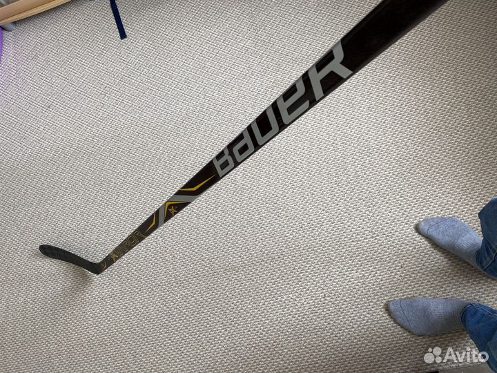 Клюшка хоккейная