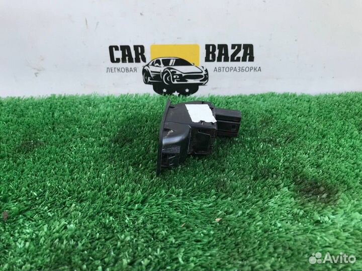 Кнопка стеклоподъемника заднего левого L