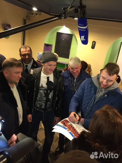 Автографы хоккеистов