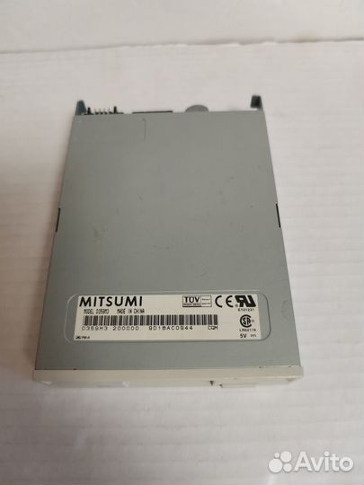 Флоппи дисковод Mitsumi 1,44