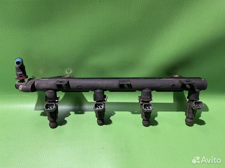 Рейка топливная Kia Spectra Rio 2000-2005