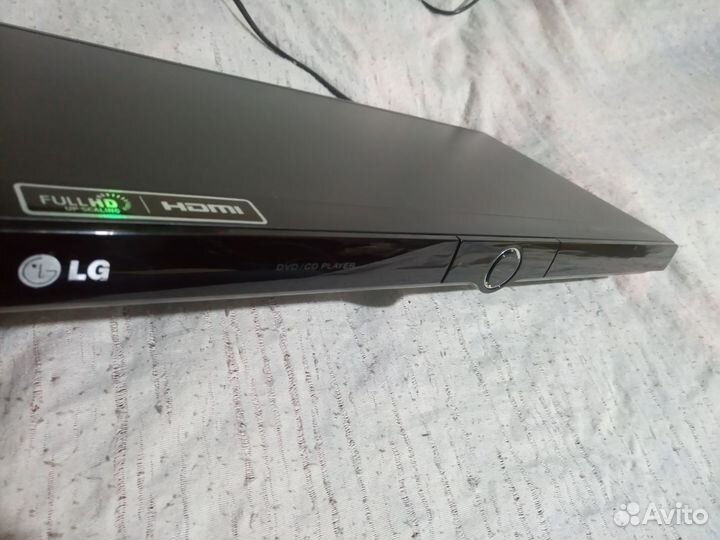 Dvd проигрыватель LG DVX490H