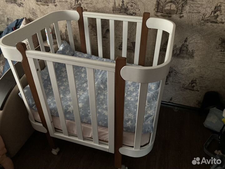 Детская кроватка с маятником mommy lux