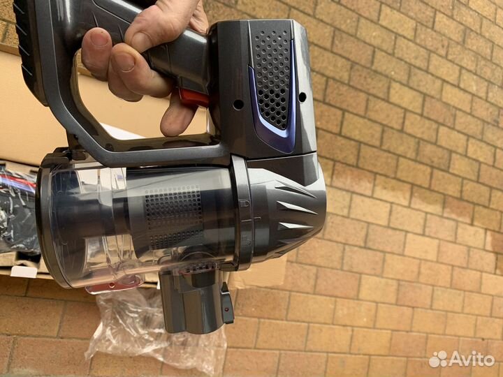 Пылесос Дайсон v8s