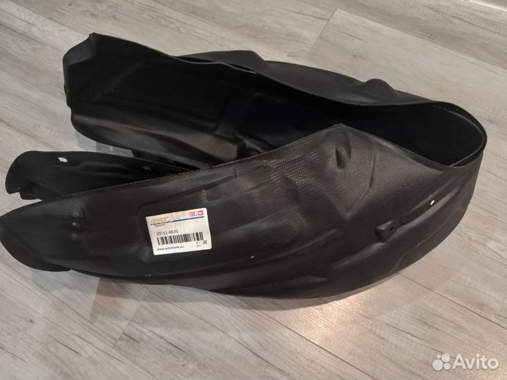 Подкрылки передние на Тойота Камри 30,35,40