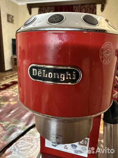 Кофемашина delonghi