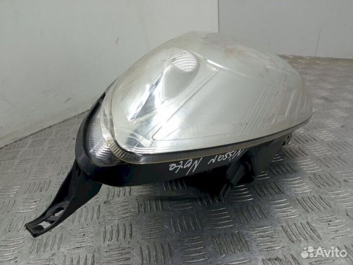 Фара Nissan Note E11 (2006-2013)