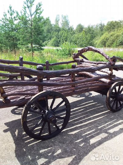 Телега деревянная