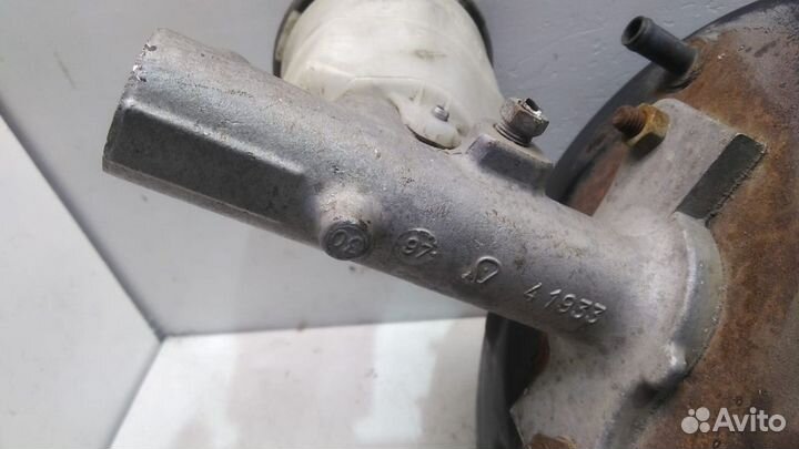 Усилитель тормозов вакуумный Honda Accord V (1993—