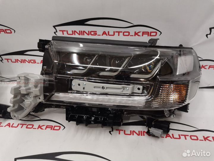 Фары Toyota Land Cruiser 200 Стиль Lexus S4548