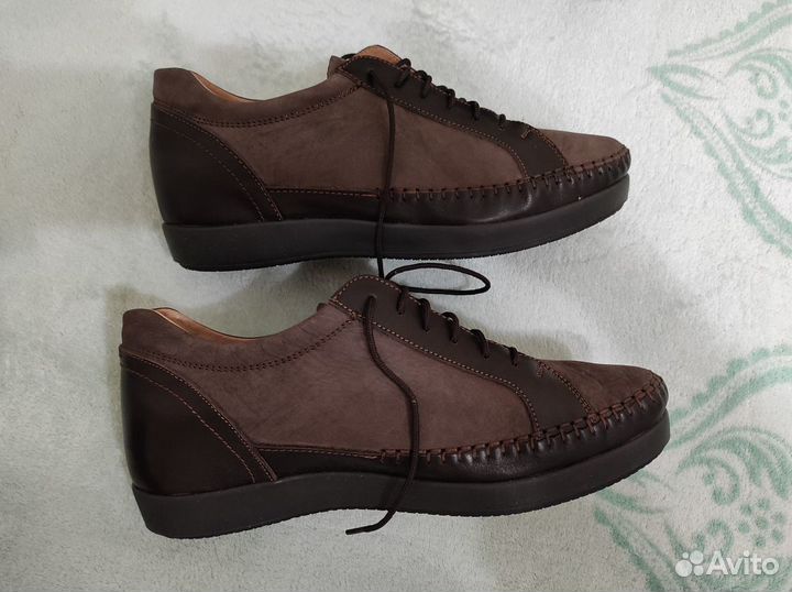 Туфли жен, р42, новые. Осень. Удобные,со шнуровкой