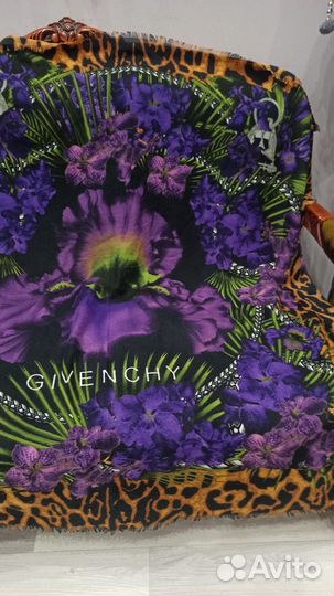Огромная теплая шаль 150см givenchy италия лимитка