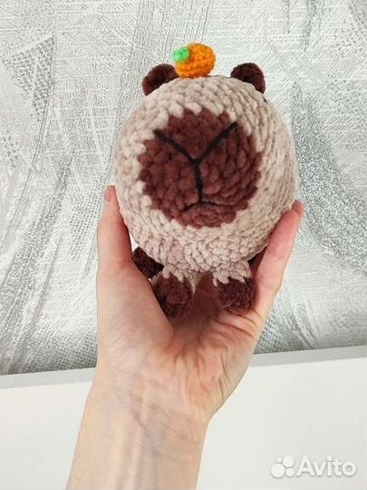 Мягкая игрушка капибара вязанная ручная работа
