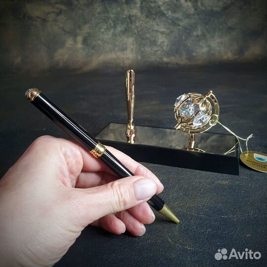 Ручка на подставке 