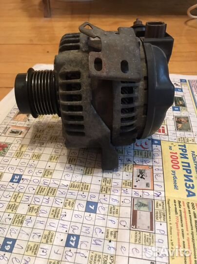 Генератор на toyota rav4 дв. 2,4 2008г.в