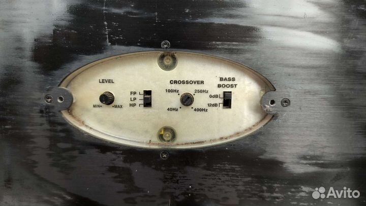 Сабвуфер и усилитель для Skoda Fabia2