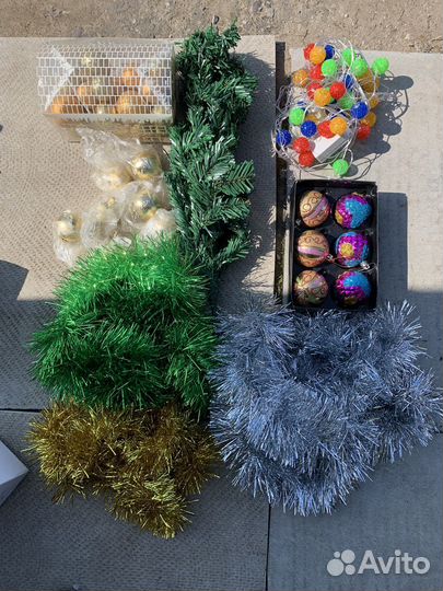 Ёлочные игрушки