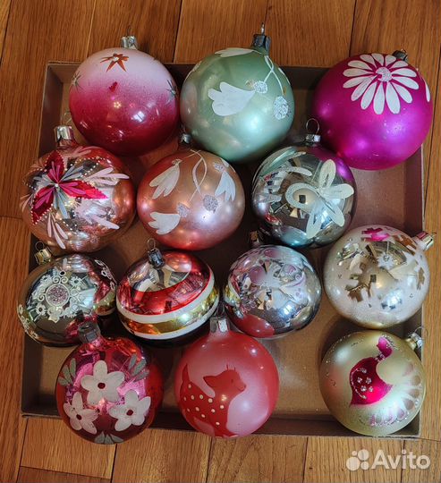Елочные игрушки шары