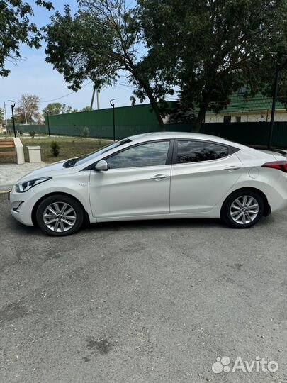 Hyundai Elantra 1.6 AT, 2015, 155 000 км