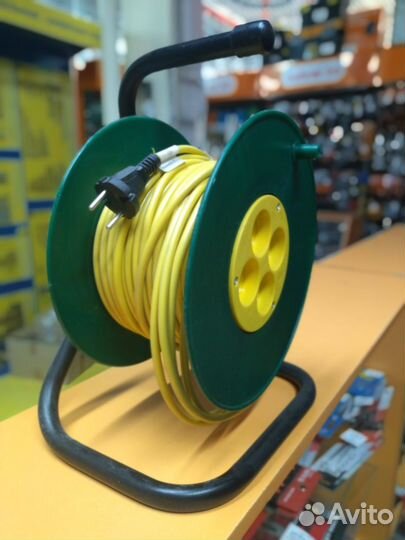 Удлинитель тм Союз силовой на катушке с 4 гн. пвс