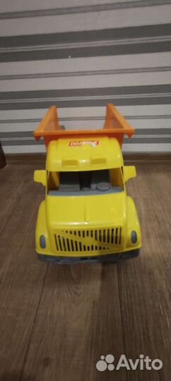 Большой грузовик игрушка