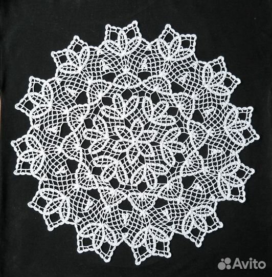 Салфетка вязаная
