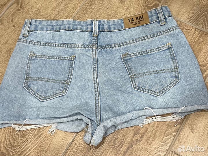 Женские джинсовые шорты