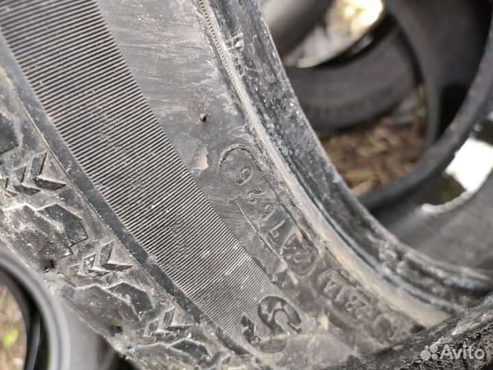 Maxxis ArcticTrekker NP3 235/45 R17 96V