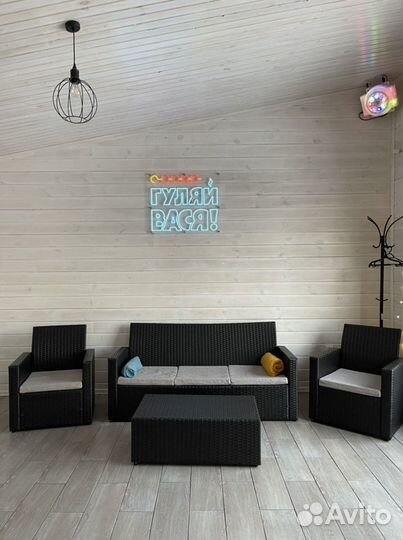 Аренда комфортной круглогодичной беседки