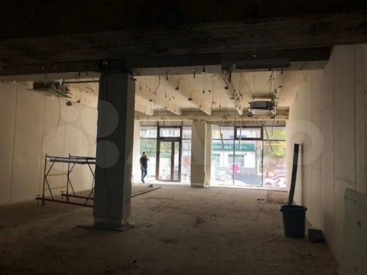 Сдам торговое помещение, 167.3 м²