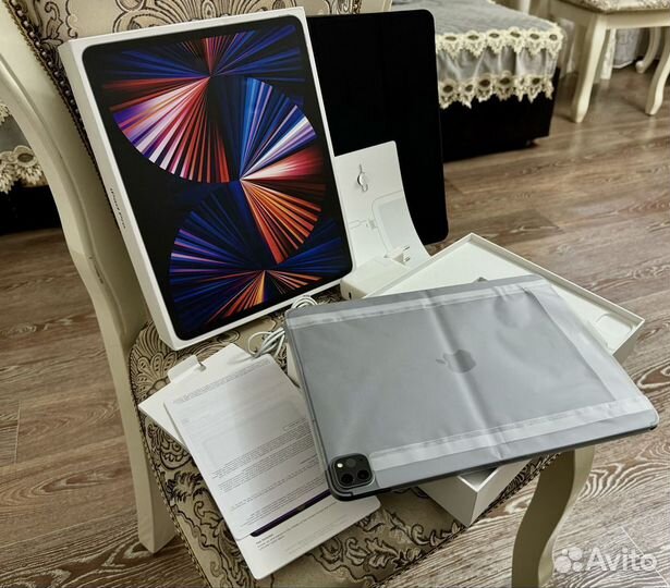 iPad Pro 12.9 5th 256 GB LTE 2021