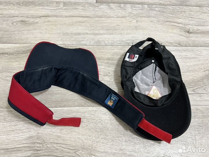 Козырек FCBarcelona + кепка в подарок