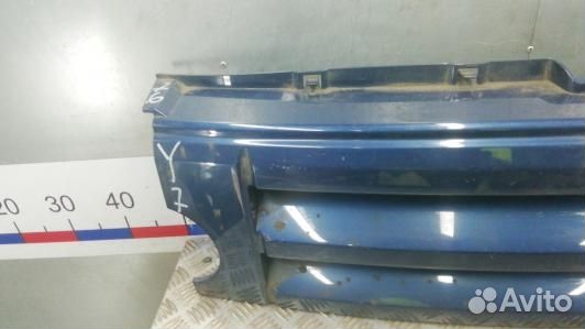 Решетка радиатора land rover discovery 3 (76Y07QF0