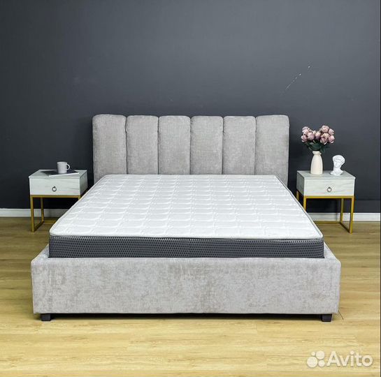 Двуспальная кровать 160x200