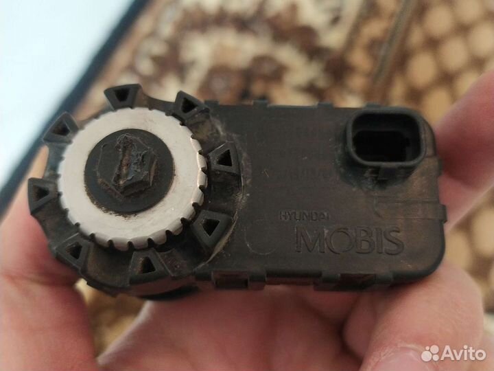 Kia Rio IV Корректор фар