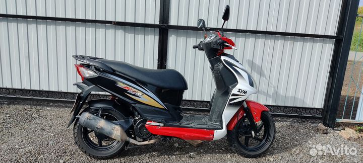 Скутер SYM Jet4 125