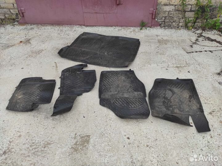 Автомобильные коврики резиновые Citroen C4 II