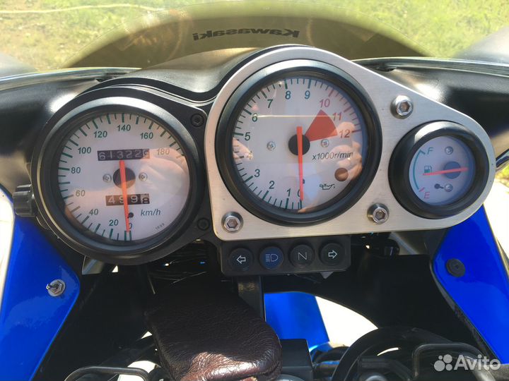 Kawasaki ZR-7