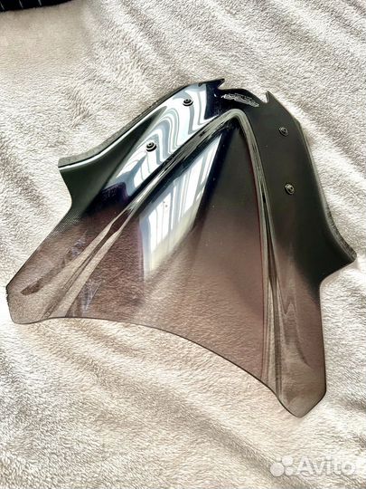 Продам ветровое стекло на yamaha MT-07