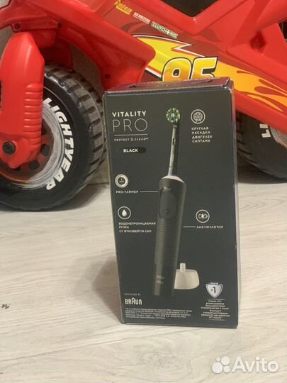 Электрическая Зубная щетка Oral B Virality PRO