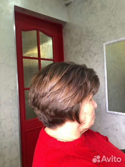 Сложное окрашивание волос, стрижки