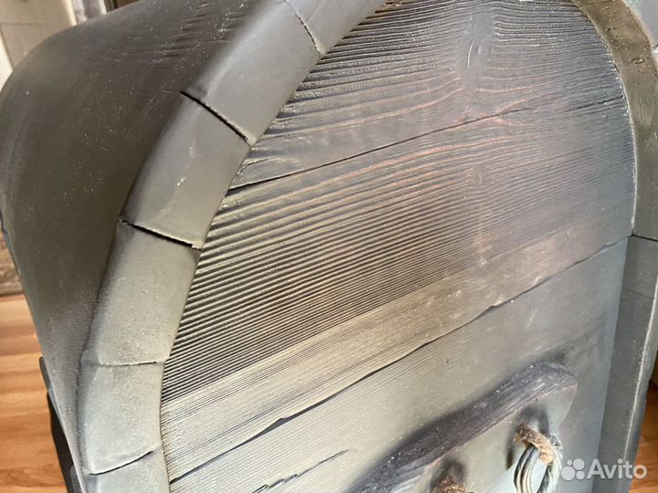 Сундук из дерева