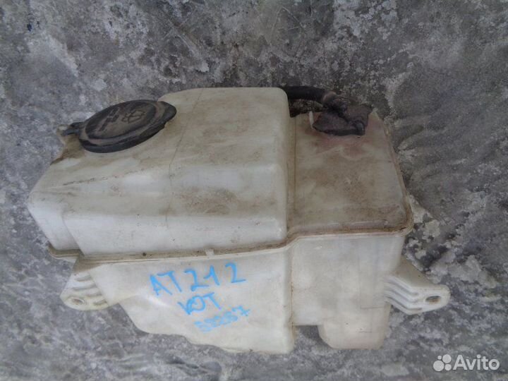 Бачок омывателя Toyota Carina AT212 5A-FE 2001