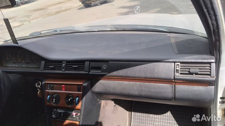 Запчасти Mercedes w124