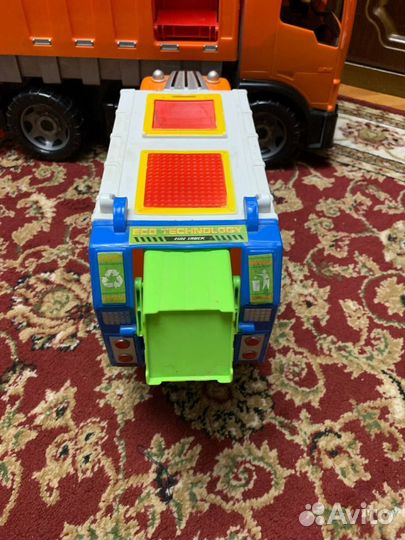 Мусоровоз машинка